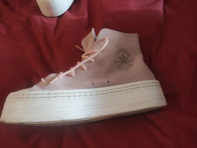 Converse plataforma rosa...no acepto ofertas
