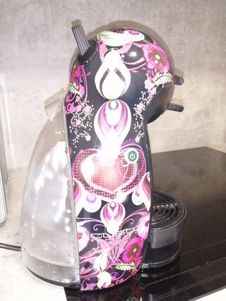 Cafetera Dolce Gusto, diseño floral