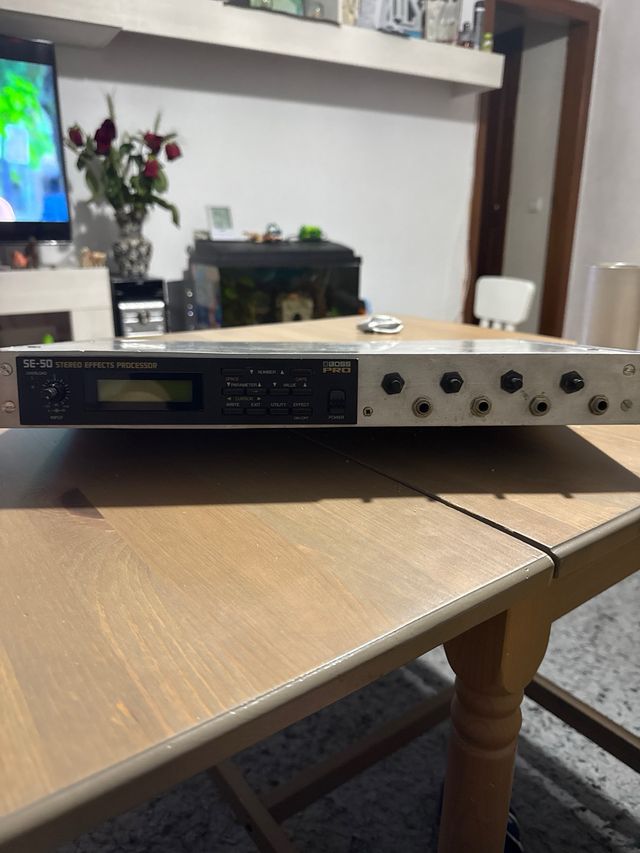 Procesador Efectos BOSS SE-50 Estéreo