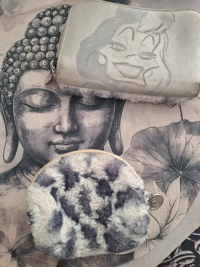 2 Monederos Cruella gris