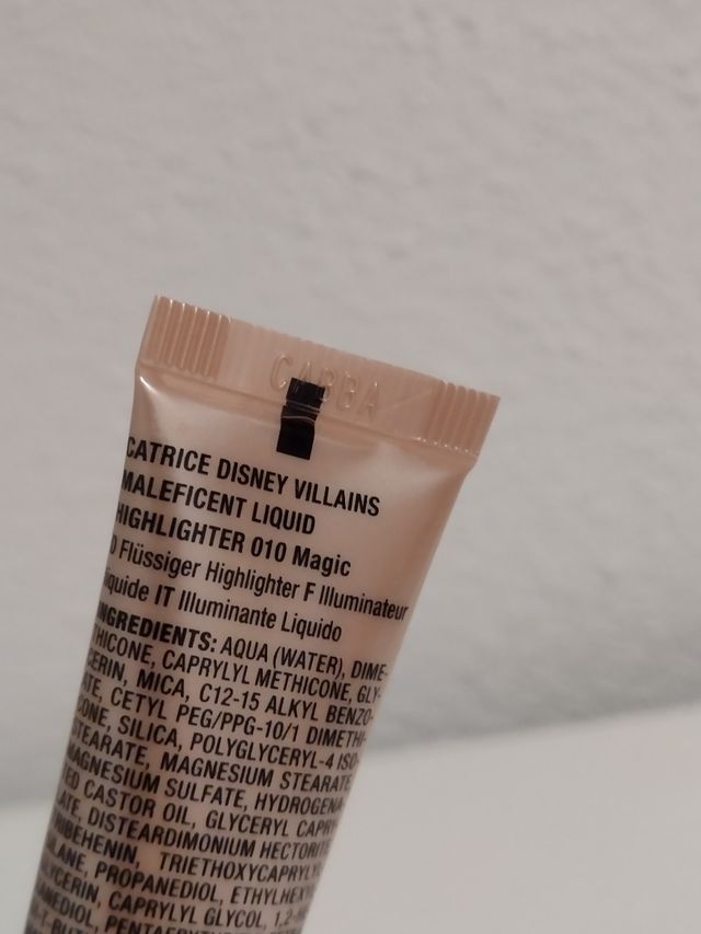 Iluminador Catrice Maléfica Disney