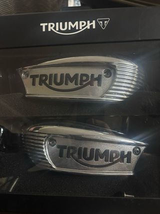 Emblemas deposito Triumph Boneville