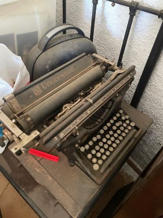 Underwood Truniger Maquina escribir antigua.