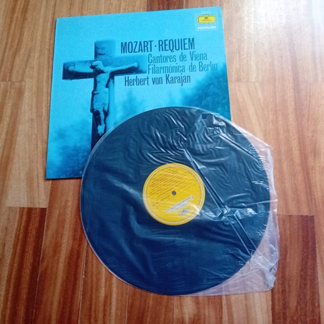 Vinilo Mozart Requiem - Karajan
