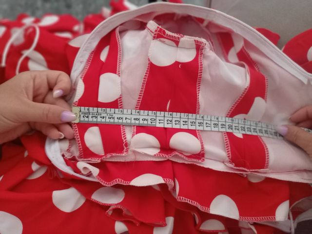 Traje flamenca niña rojo lunares blancos