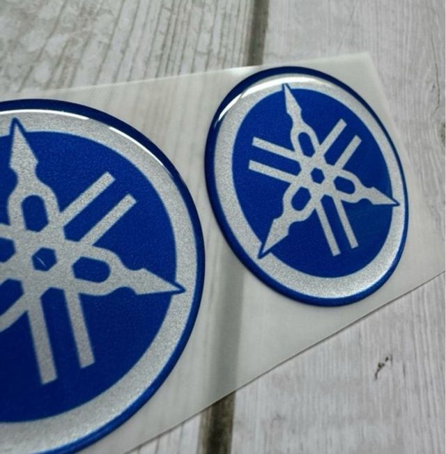 EMBLEMAS PEGATINA YAMAHA MOTO R3 R6 TMAX NMAX MT07