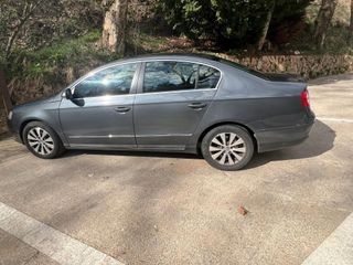 Volkswagen Passat 2010