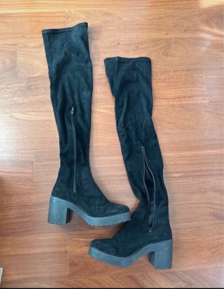 Botas mosqueteras negras altas