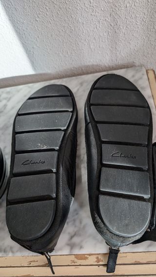 Botines Clarks negros mujer