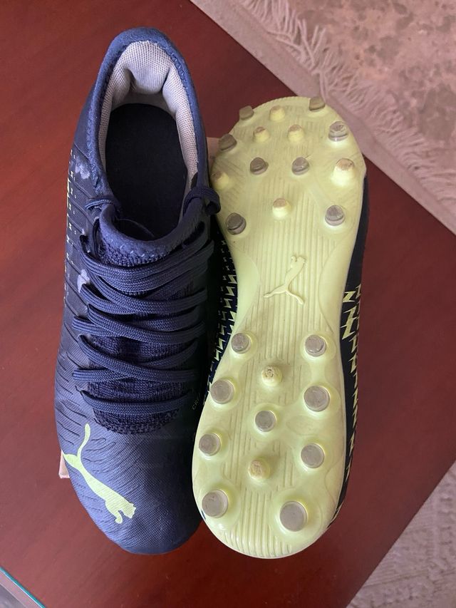 Zapatillas fútbol césped