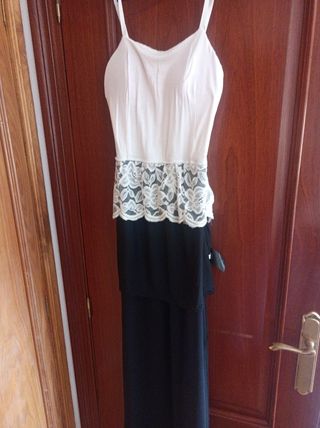Vestido blanco y negro