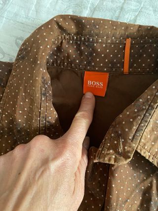 4 Prendas: Boss, Burberry, Massimo Dutti camisas