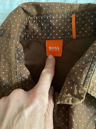 4 Prendas: Boss, Burberry, Massimo Dutti camisas