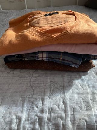 4 Prendas: Boss, Burberry, Massimo Dutti camisas