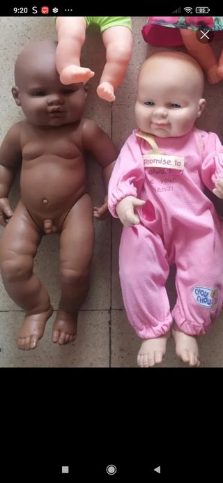 2 Muñecas bebé de calidad . Una 5€ y dos 8€