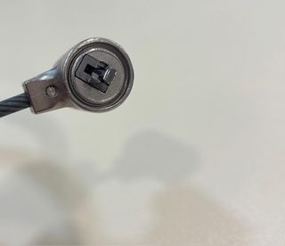 Cable Seguridad antirrobo de Acero para portátil