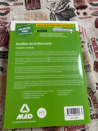 Auxiliar Enfermería del Servicio Andaluz de Sal...
