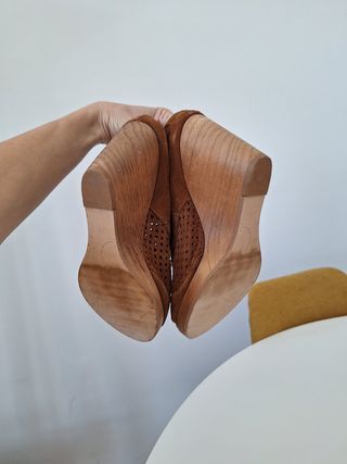 Botines cuña bershka NUEVOS y de regalo mocasines.