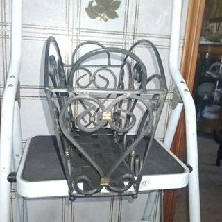 Porta riviste in ferro battuto vintage