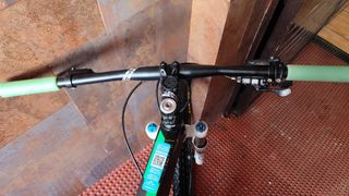 Se venden 3 bicicletas. 2 montaña y 1 carretera