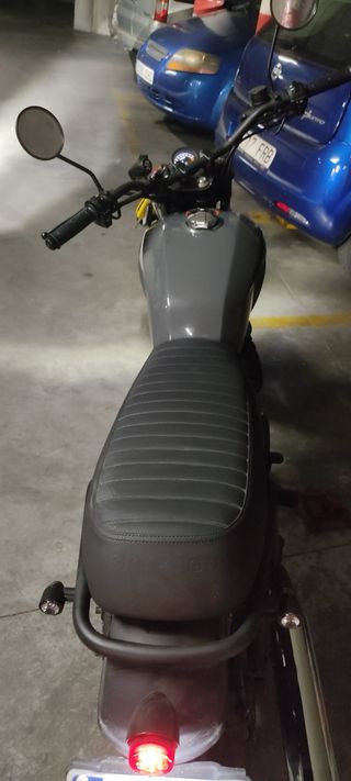 Moto 125 cc Brixton cromwell