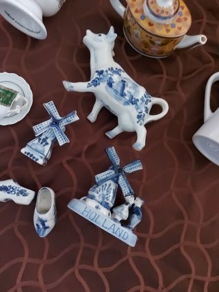 Lotto tazzine e decorazioni Olandesi