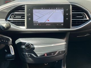 Peugeot 308 SW Style BlueHDi 130 S&S EAT8