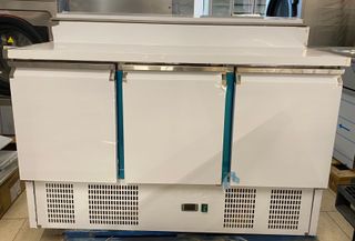 MESA REFRIGERADA CON ENCIMERA LISA - PSH300