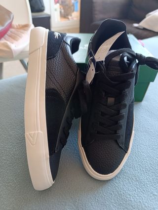 Sneakers de piel Lacoste nr 37,5