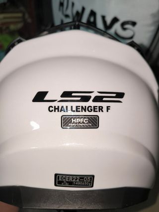 Casco LS2 ff327 challenger