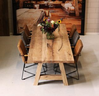 Mesa rústica de madera maciza (220x90cm)