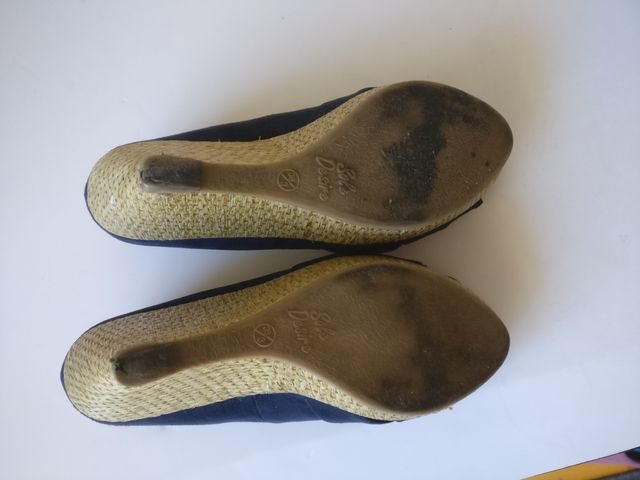 Sapatos cunha azul marinho tamanho 36