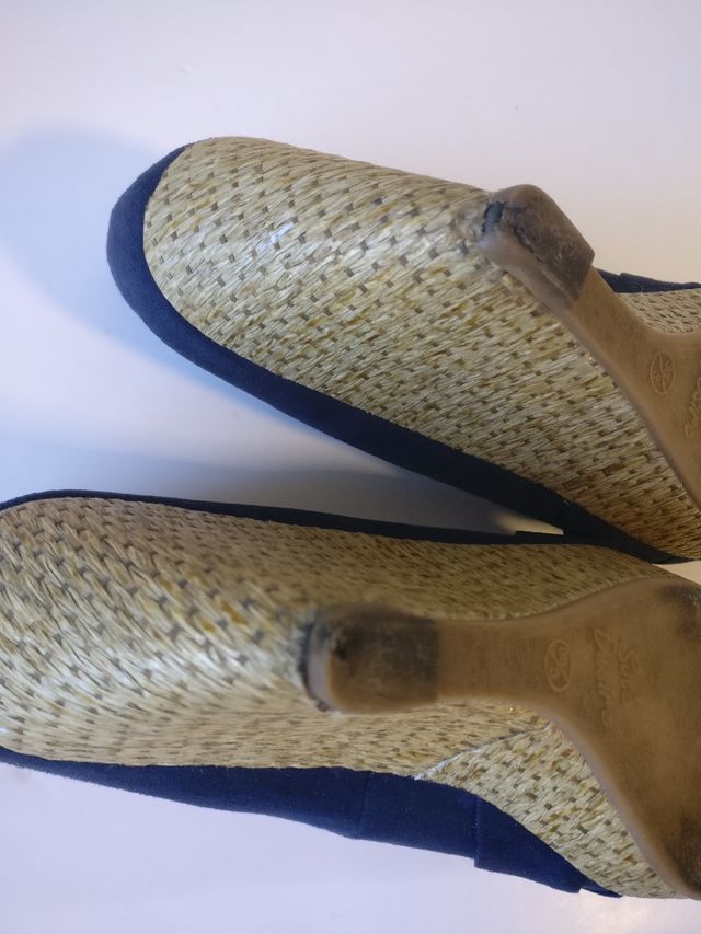 Sapatos cunha azul marinho tamanho 36