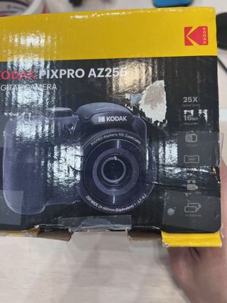 Fotocamera bridge Kodak PixPro AZ255, usata