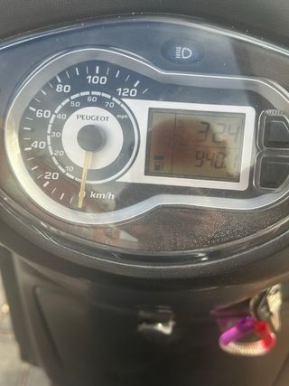 Scooter Peugeot 125 cc