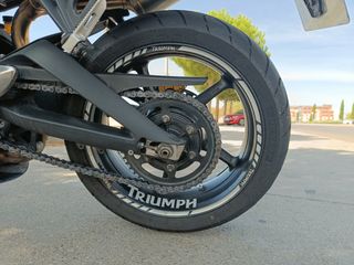 Triumph Street Triple 675 A2 Limitada.