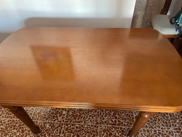 Mesa extensible de maddera