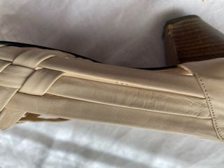 Zapatos vintage beige tacón medio 38