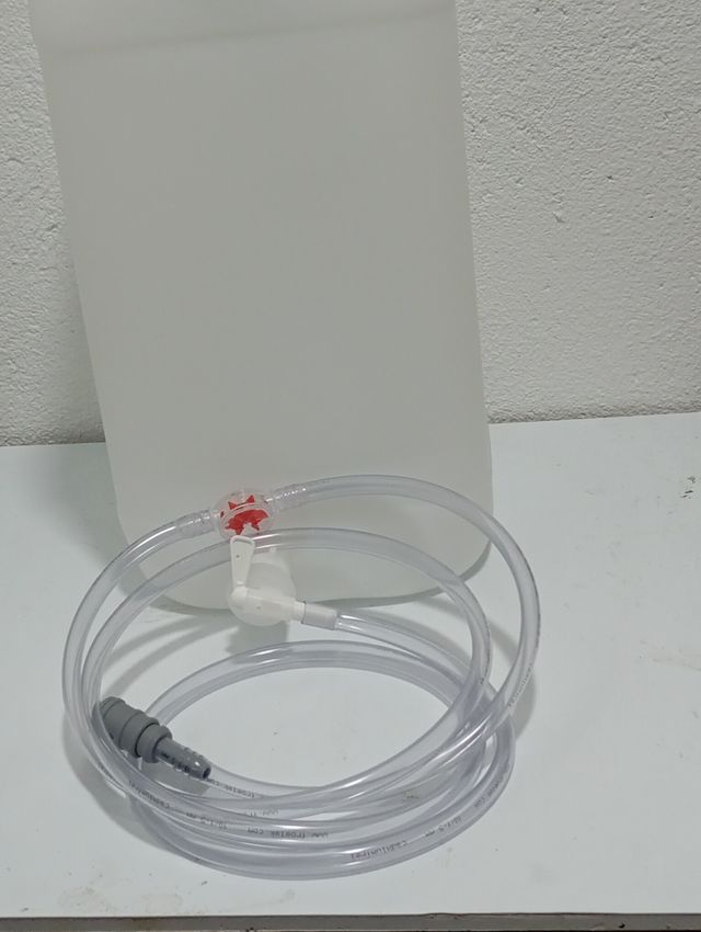 Bidón depósito agua 20L + tubo
