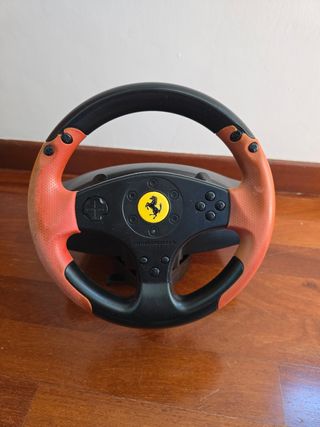 Volante Thrustmaster Ferrari - Edizione Rossa