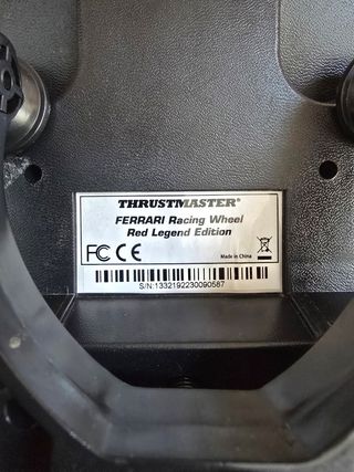 Volante Thrustmaster Ferrari - Edizione Rossa