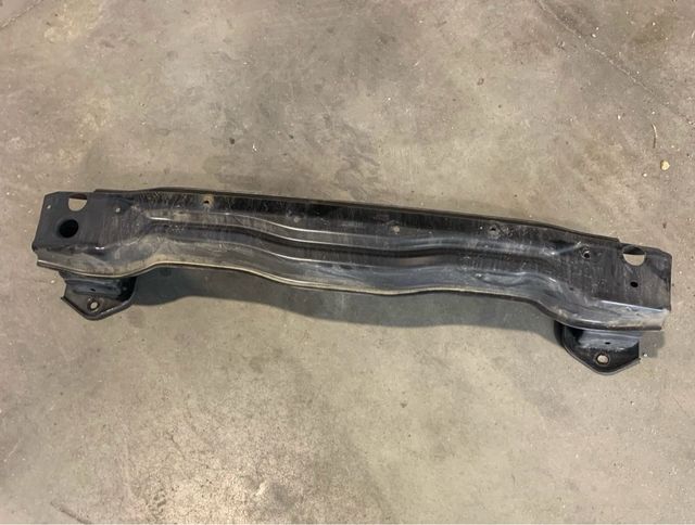 Travesaño paragolpes BMW X3 X4 iX3