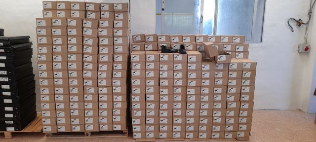 Liquidación calzado mujer piel nuevas a estrenar 