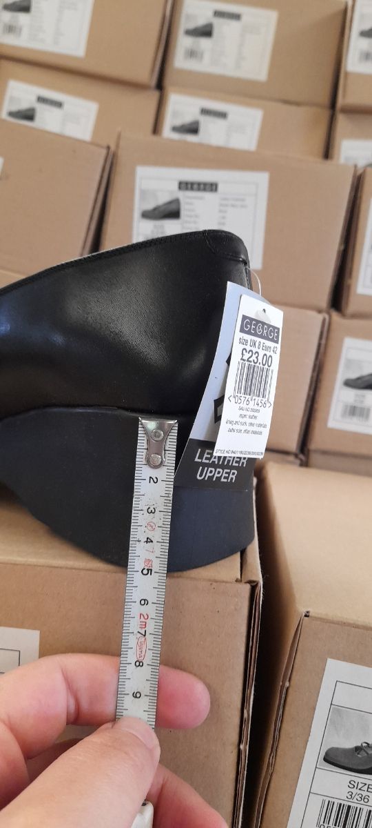 Liquidación calzado mujer piel nuevas a estrenar 