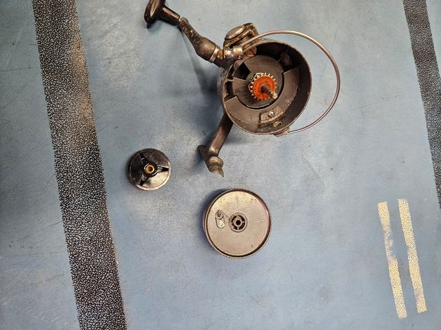 Carrete de pesca Viking 550