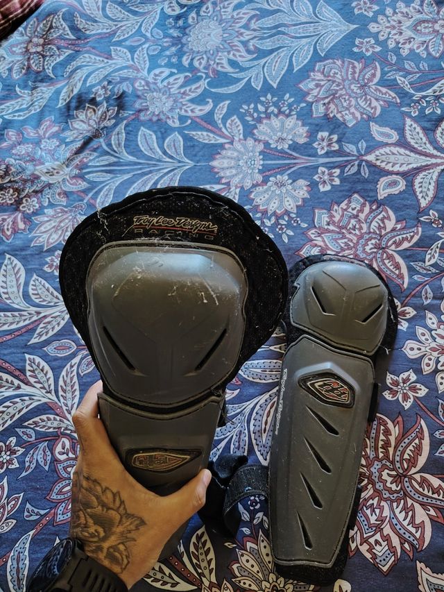 Vendo espinilleras de descenso de bici!!