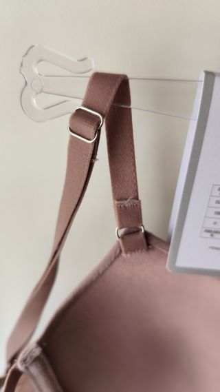 Sujetador color visón nude