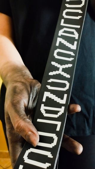 Stola Twenty One Pilots | Negra y Blanca