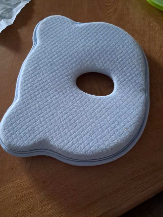 Almohada antivuelco bebé antiplagiocefalia
