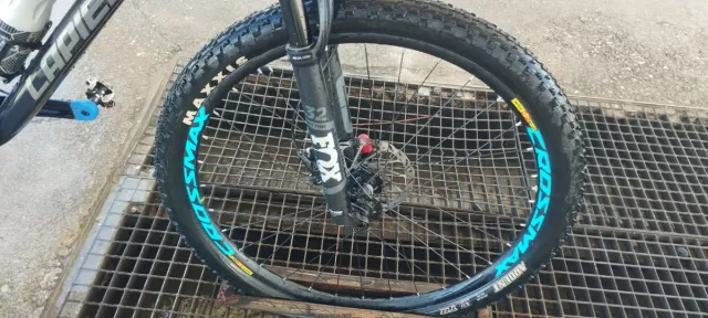 Bicicleta Lapierre MTB Carbono. 12kg